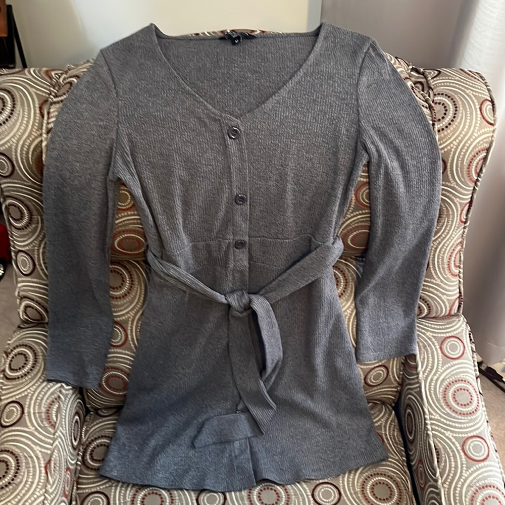 Cute V- Neck with belt size Medium Dress